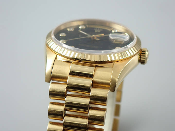 ロレックス デイデイト36 Ref.18238G イエローゴールド オニキスx10Pダイヤ文字盤