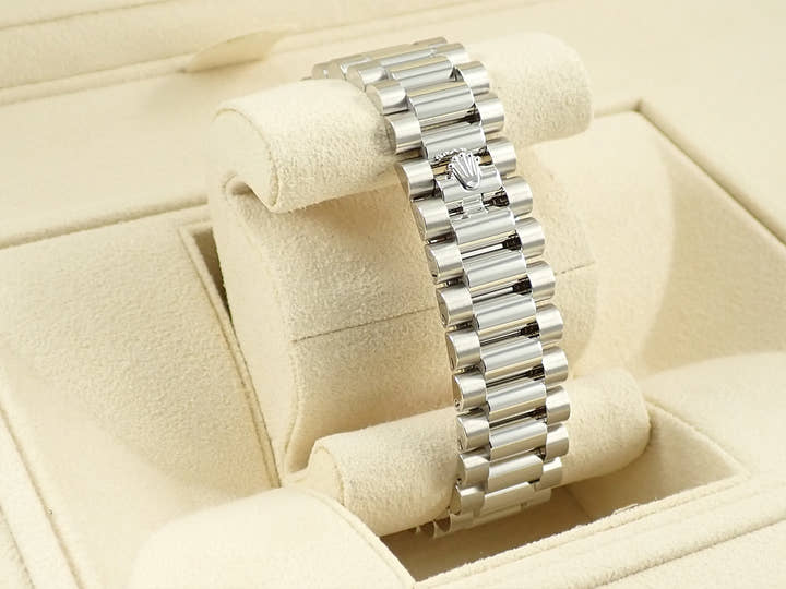 ロレックス デイデイト36 Ref.128236A プラチナ アイスブルー文字盤