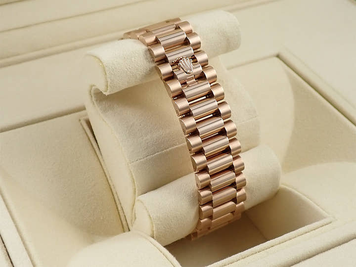 ロレックス デイデイト36 Ref.128345RBR エバーローズゴールド パヴェダイヤモンド文字盤