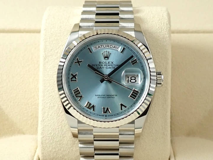 ロレックス デイデイト36 Ref.128236 プラチナ アイスブルー文字盤