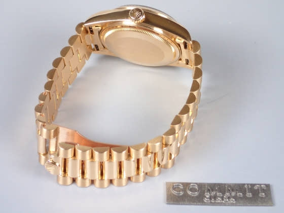ロレックス デイデイト Ref.18038 シャンパン文字盤 中古 day-date-3