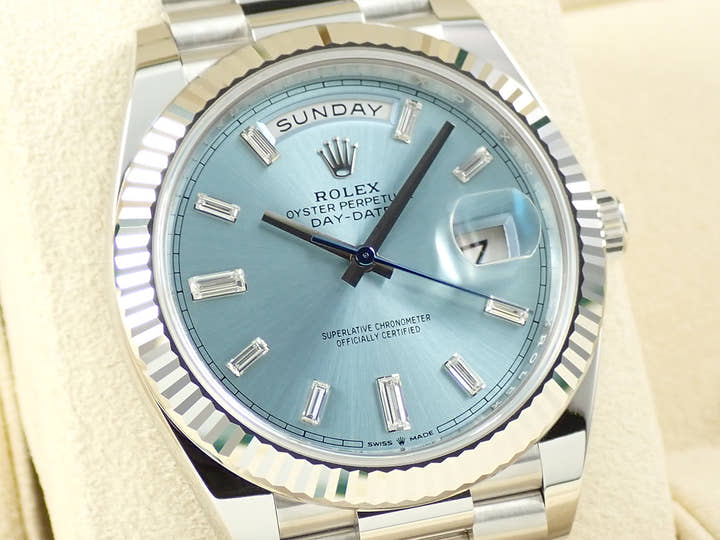 ロレックス デイデイト40 Ref.228236A プラチナ アイスブルー文字盤