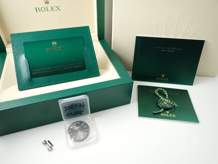 ロレックス デイデイト40 Ref.228239A ホワイトゴールド ブラックx10Pダイヤ文字盤