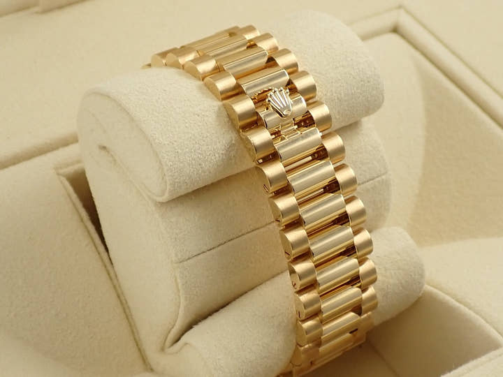 ロレックス デイデイト36 Ref.128348RBR イエローゴールド マラカイト文字盤