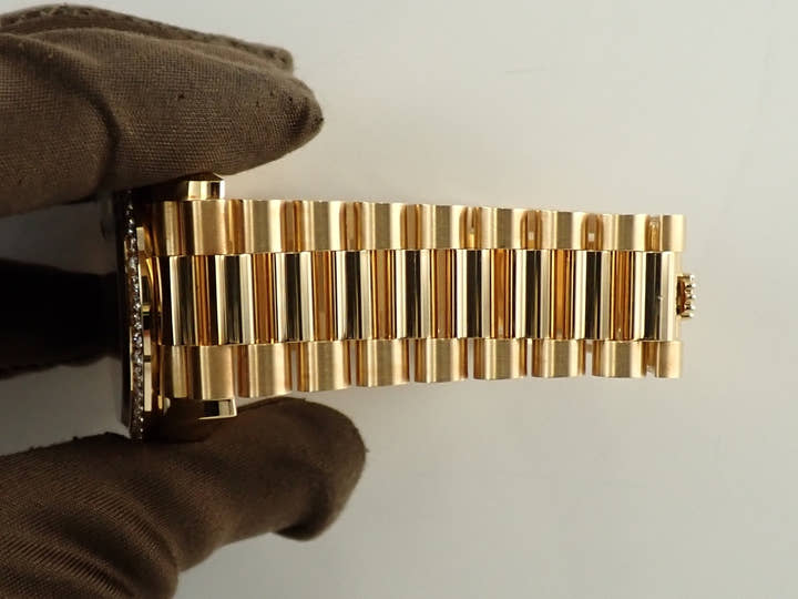 ロレックス デイデイト36 Ref.128348RBR イエローゴールド マラカイト文字盤