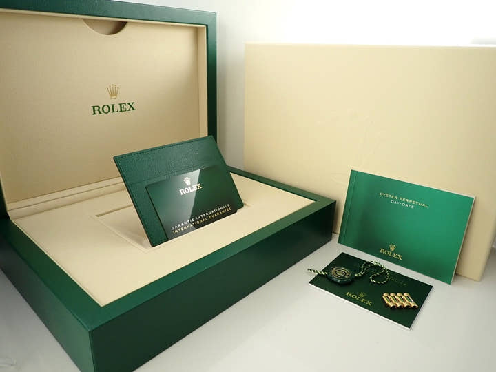 ロレックス デイデイト36 Ref.128348RBR イエローゴールド マラカイト文字盤