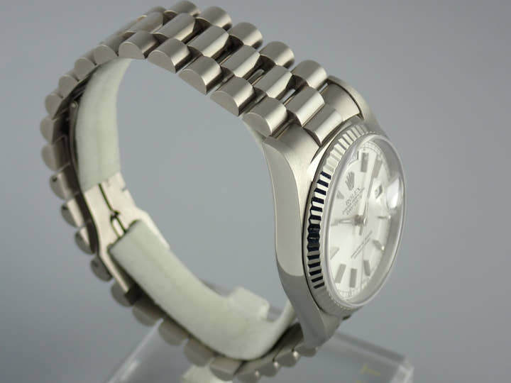 ロレックス デイデイト Ref.18239 ブラック文字盤 中古 day-date-56