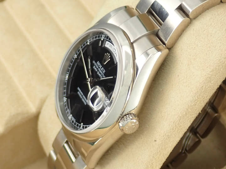 ロレックス デイデイト Ref.118209 ブラック文字盤 中古 day-date-68