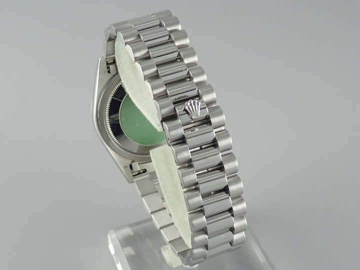 ロレックス デイデイト Ref.18296 シルバー文字盤 中古 day-date-70
