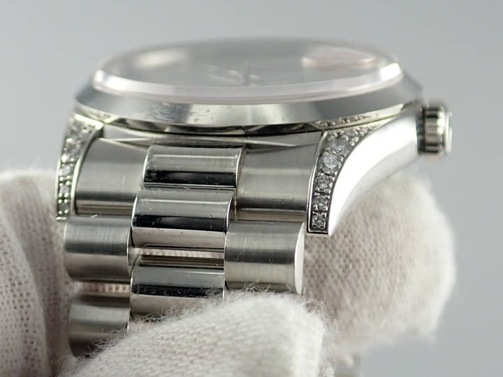 ロレックス デイデイト Ref.18296 シルバー文字盤 中古 day-date-70