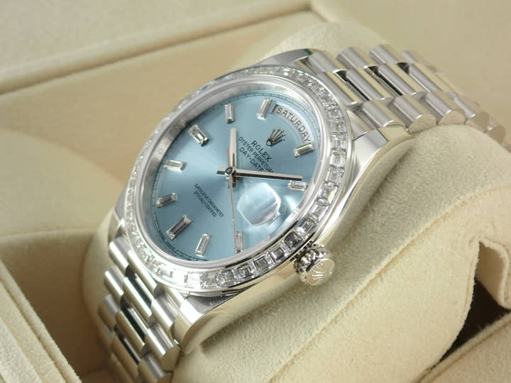 ロレックス デイデイト Ref.228396TBR アイスブルー文字盤 中古 day-date-74
