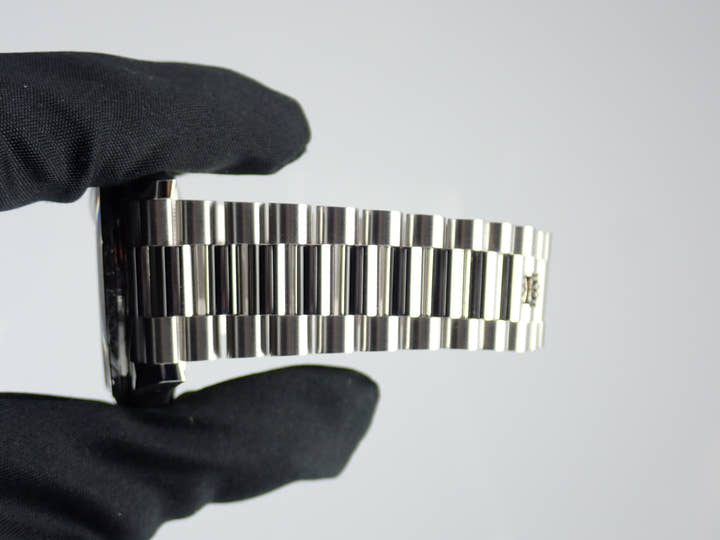 ロレックス デイデイト Ref.228396TBR アイスブルー文字盤 中古 day-date-74