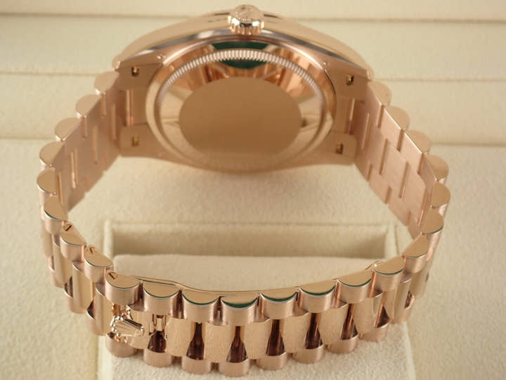 ロレックス デイデイト Ref.128235 ブラウン文字盤 未使用 day-date-75