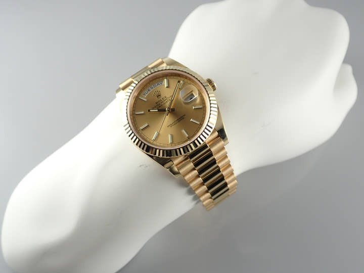 ロレックス デイデイト Ref.228238 シャンパン文字盤 中古 day-date-78