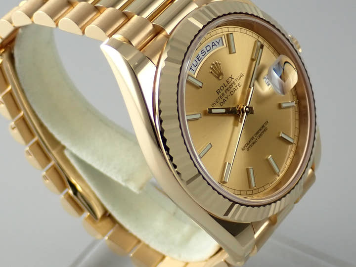ロレックス デイデイト Ref.228238 シャンパン文字盤 中古 day-date-78