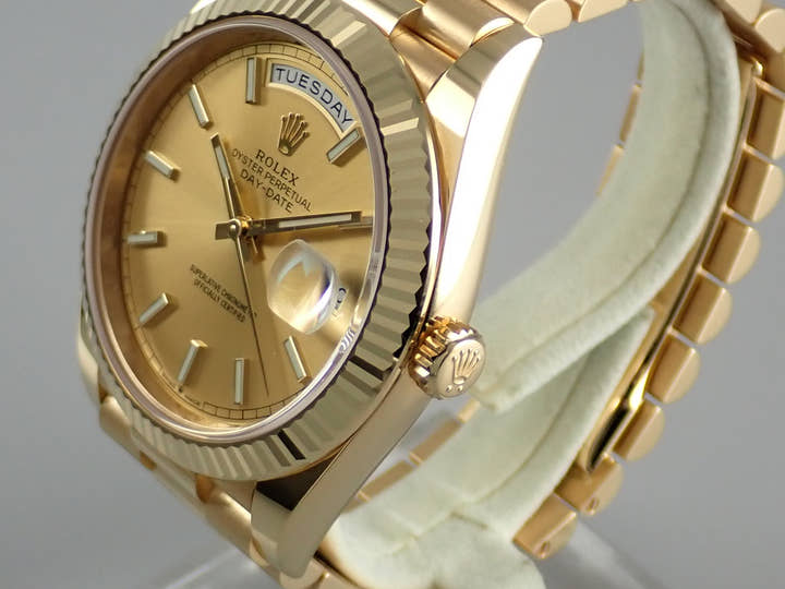 ロレックス デイデイト Ref.228238 シャンパン文字盤 中古 day-date-78