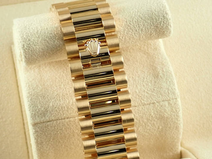 ロレックス デイデイト Ref.128238 グリーンオンブレ文字盤 極美品 day-date-84