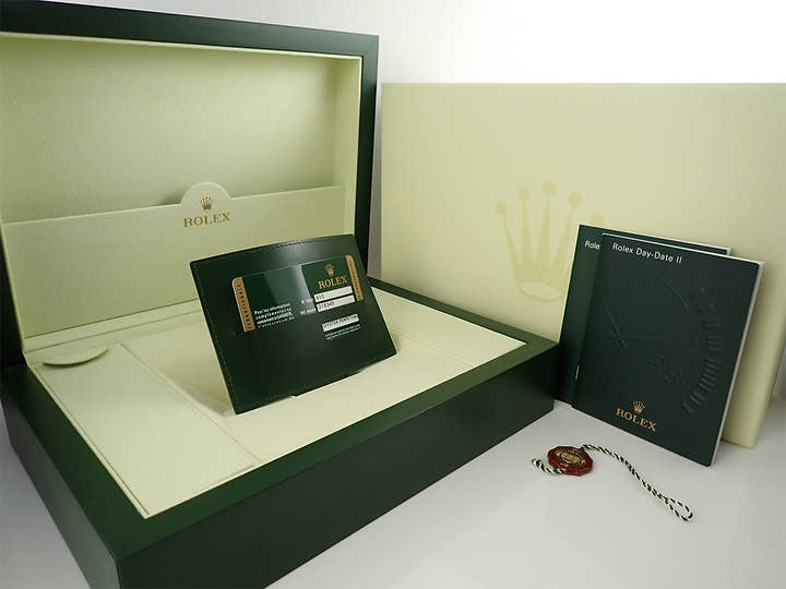 ロレックス デイデイトII Ref.218349 ホワイトゴールド パヴェダイヤ文字盤