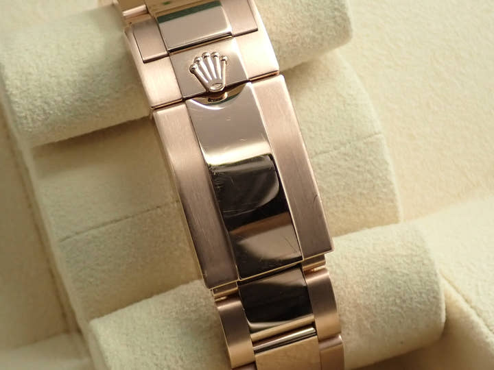 Rolex Daytona <Warranty, Box, etc.>