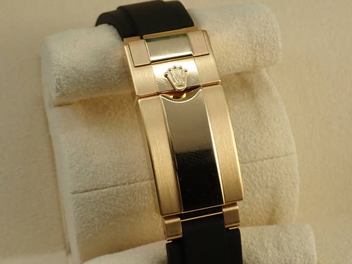 ロレックス デイトナ Ref.116518LN イエローゴールド ブラックxシャンパン文字盤