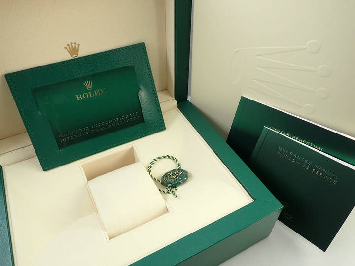 ロレックス デイトナ Ref.116518LN イエローゴールド ブラックxシャンパン文字盤