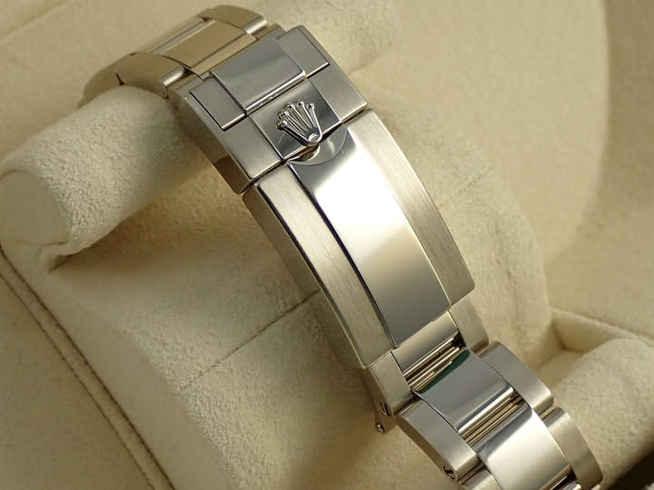 Rolex Daytona <Warranty, Box, etc.>