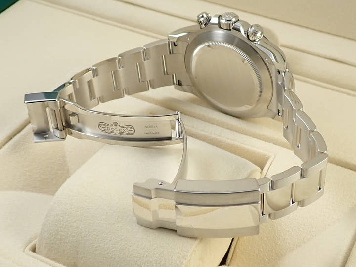 ロレックス デイトナ Ref.116506A プラチナ アイスブルー文字盤