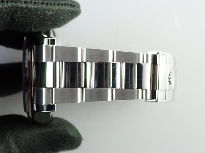 ロレックス デイトナ Ref.116506 プラチナ アイスブルー文字盤