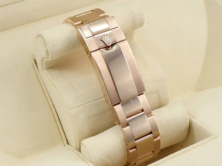 ロレックス デイトナ Ref.116505 エバーローズゴールド ブラックxピンク文字盤