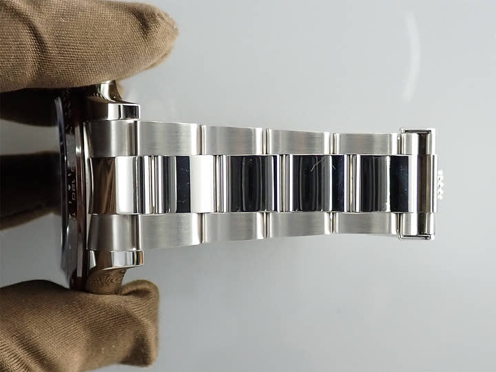 ロレックス デイトナ Ref.116506 プラチナ アイスブルー文字盤