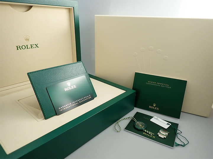 ロレックス デイトナ Ref.116506 プラチナ アイスブルー文字盤