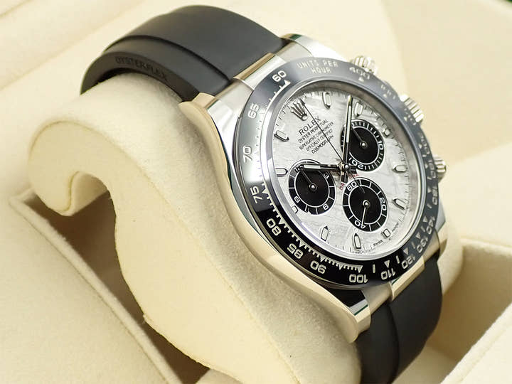 Rolex Daytona <Warranty, Box, etc.>