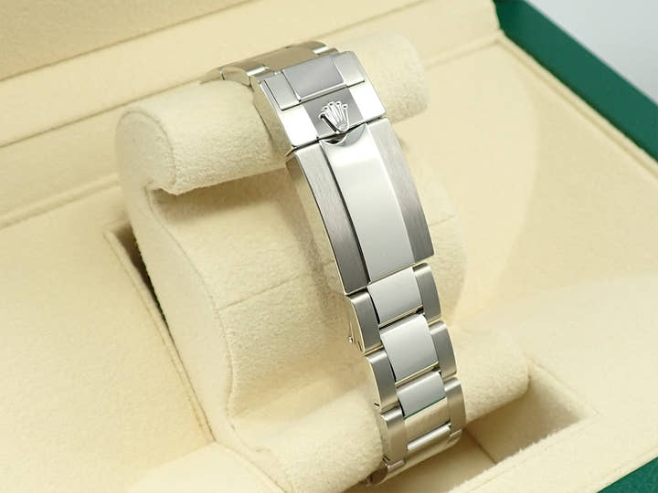 Rolex Daytona <Warranty, Box, etc.>