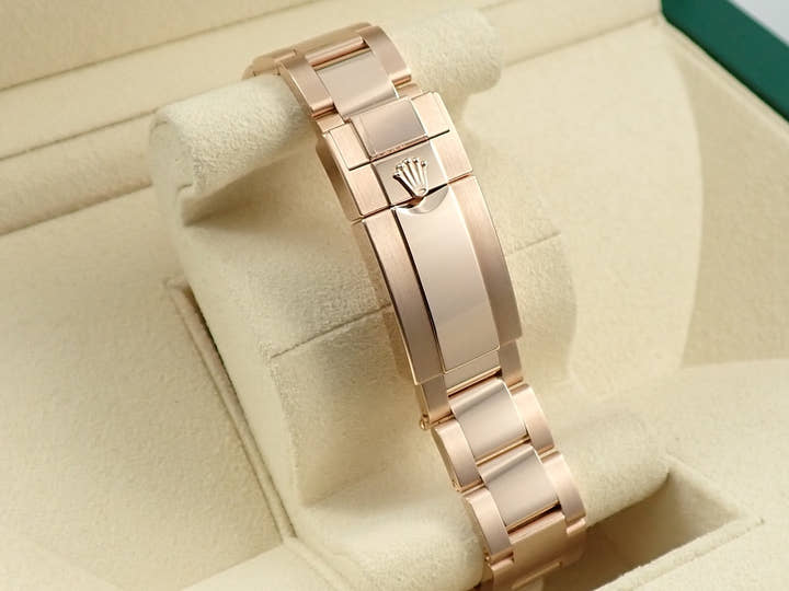 Rolex Daytona <Warranty, Box, etc.>