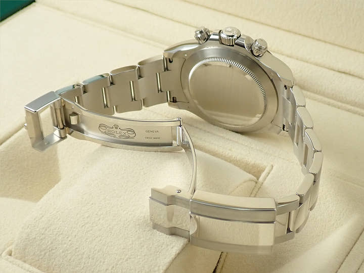 ロレックス デイトナ Ref.116506 プラチナ アイスブルー文字盤