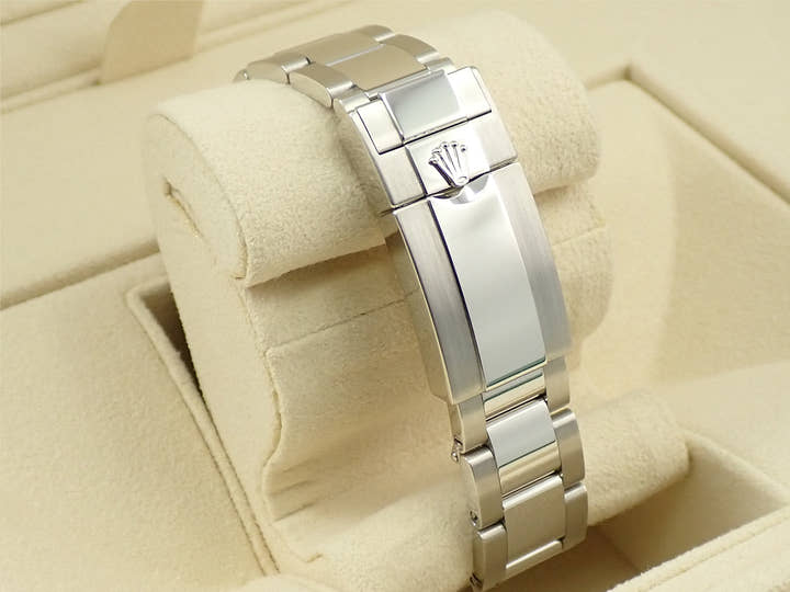 ロレックス デイトナ Ref.116506 プラチナ アイスブルー文字盤