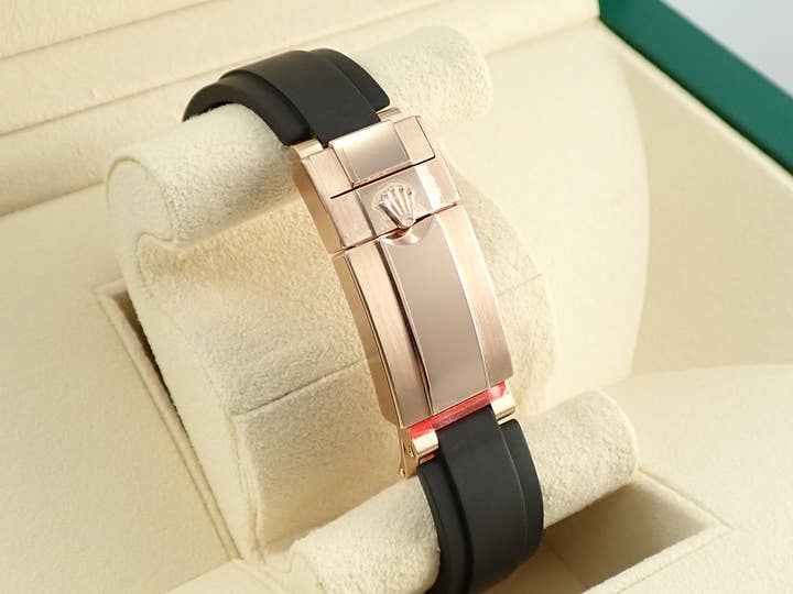 ロレックス デイトナ Ref.116515LN エバーローズゴールド メテオライト文字盤