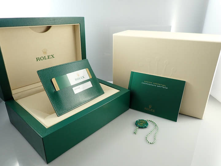 Rolex Daytona <Warranty, Box, etc.>