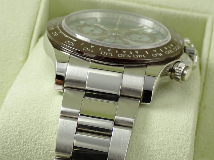 ロレックス デイトナ Ref.116506 プラチナ アイスブルー文字盤