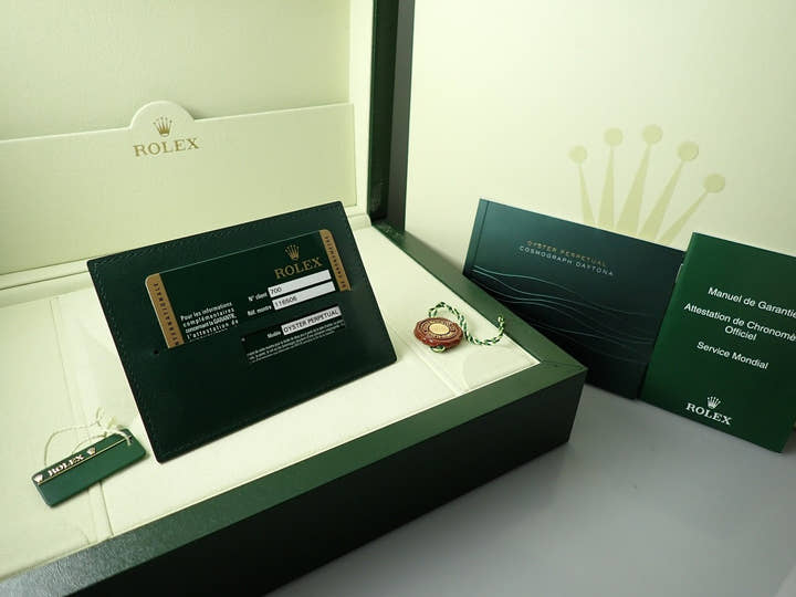 ロレックス デイトナ Ref.116506 プラチナ アイスブルー文字盤