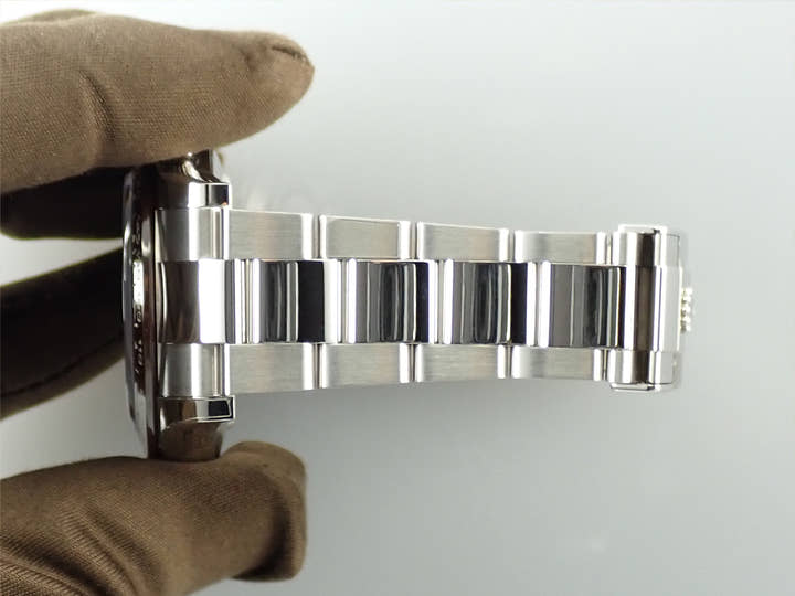 ロレックス デイトナ Ref.116506 プラチナ アイスブルー文字盤