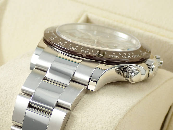 ロレックス デイトナ Ref.116506 プラチナ アイスブルー文字盤