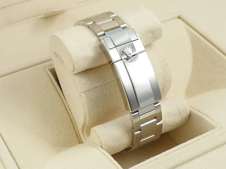 ロレックス デイトナ Ref.116506 プラチナ アイスブルー文字盤