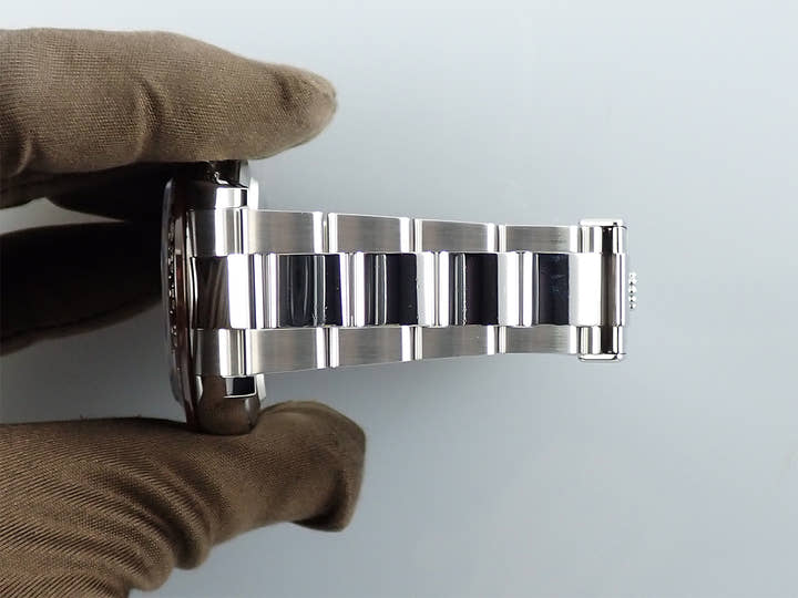 ロレックス デイトナ Ref.116506 プラチナ アイスブルー文字盤