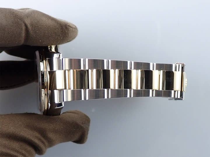 ロレックス デイトナ Ref.116523 ステンレススチール/イエローゴールド ブラック文字盤