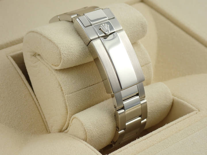 ロレックス デイトナ Ref.116506 プラチナ アイスブルー文字盤