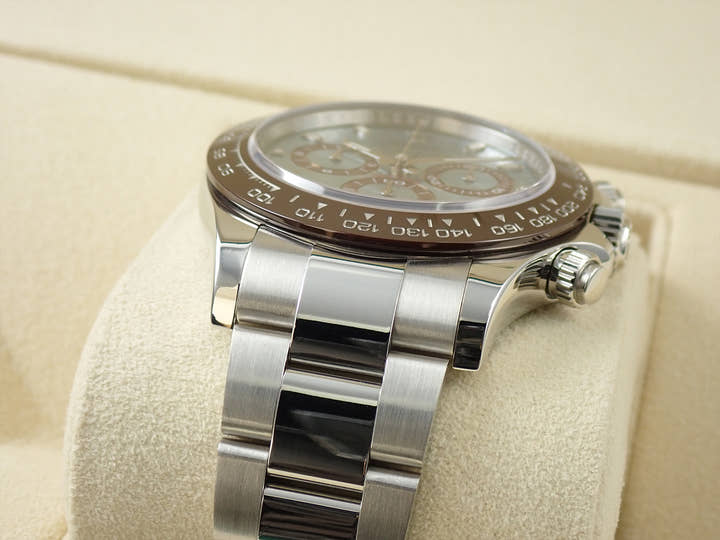 ロレックス デイトナ Ref.116506 プラチナ アイスブルー文字盤