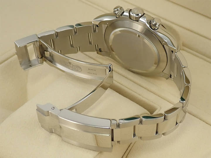 ロレックス デイトナ Ref.116506 プラチナ アイスブルー文字盤