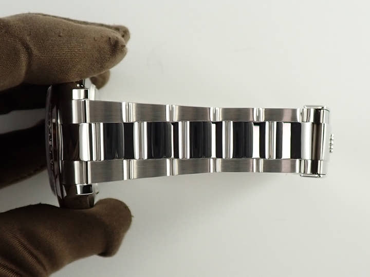 ロレックス デイトナ Ref.116506 プラチナ アイスブルー文字盤