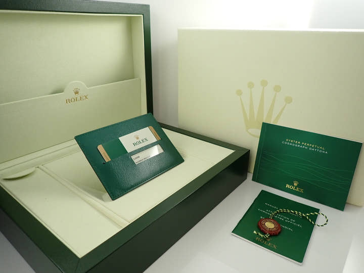 ロレックス デイトナ Ref.116506 プラチナ アイスブルー文字盤